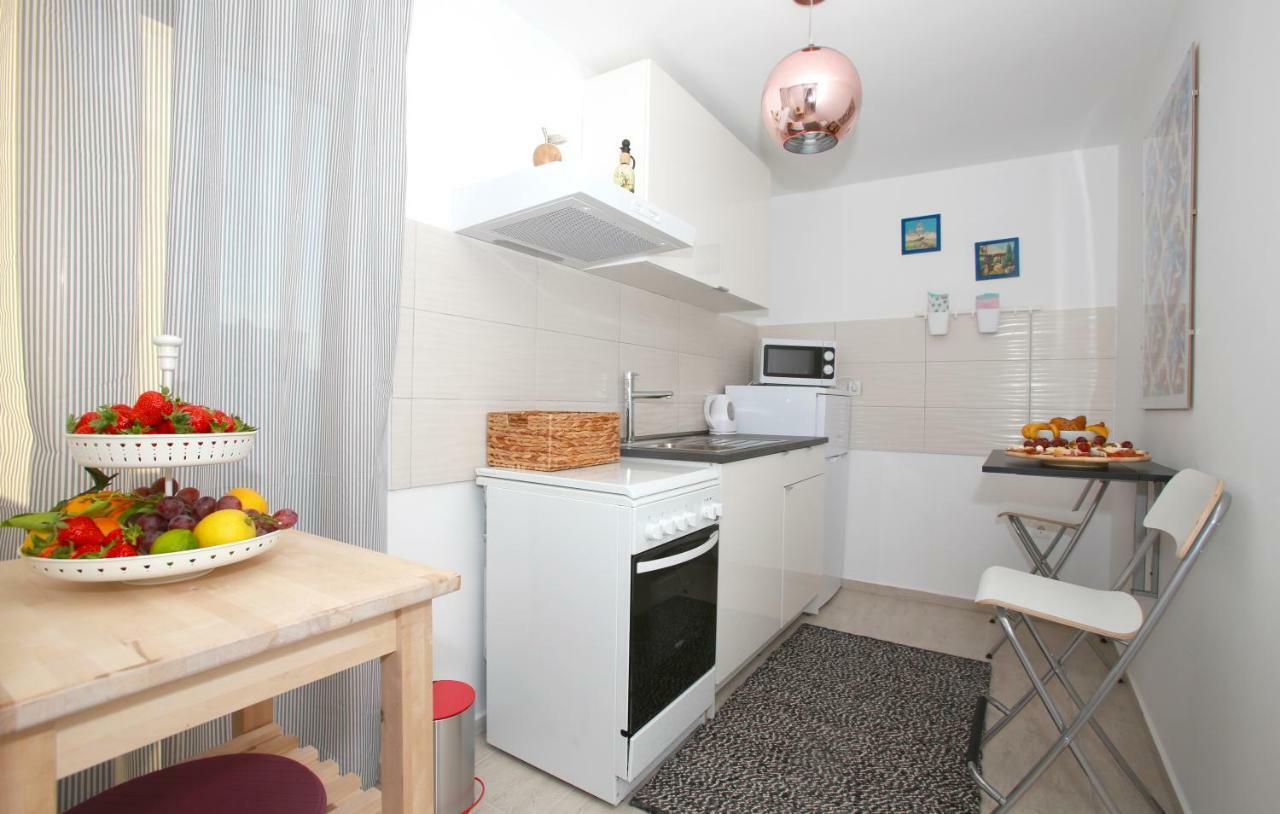 Apartments Melin Malinska Eksteriør bilde