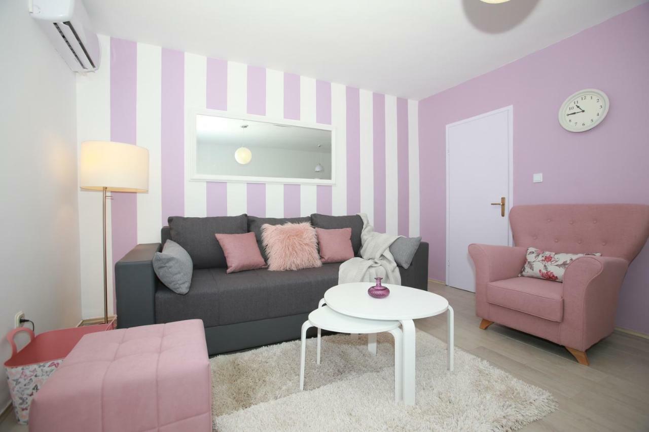 Apartments Melin Malinska Eksteriør bilde